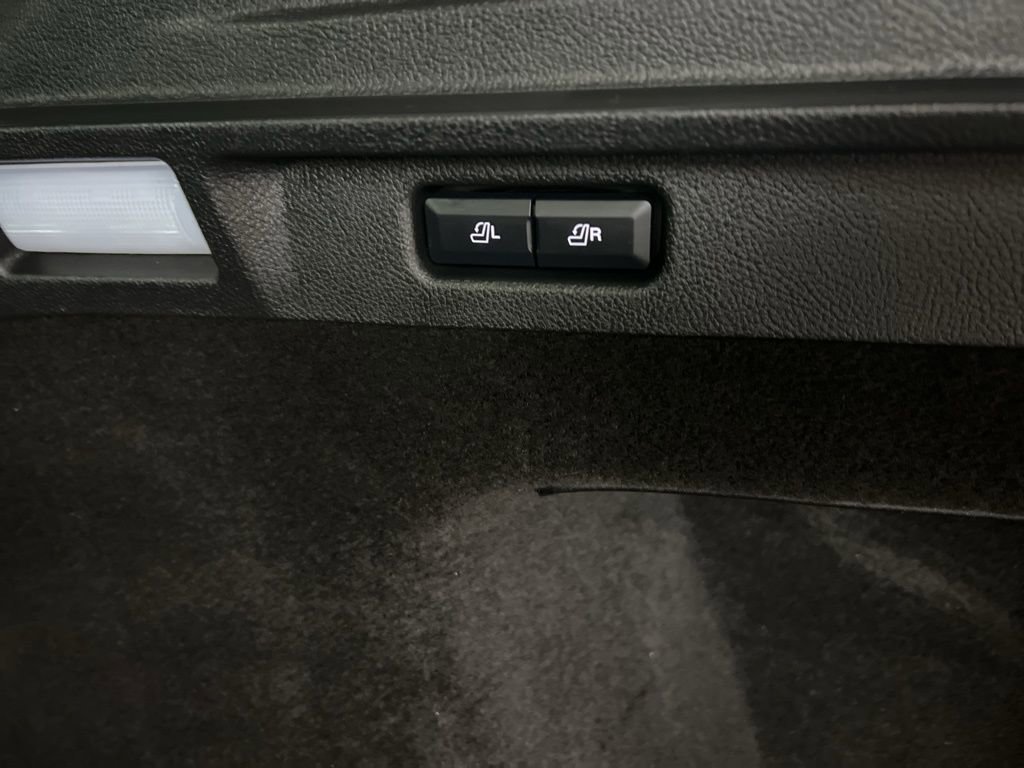 Certified 2023 Lincoln Corsair Reserve w/ Equipment Group 201A image 36