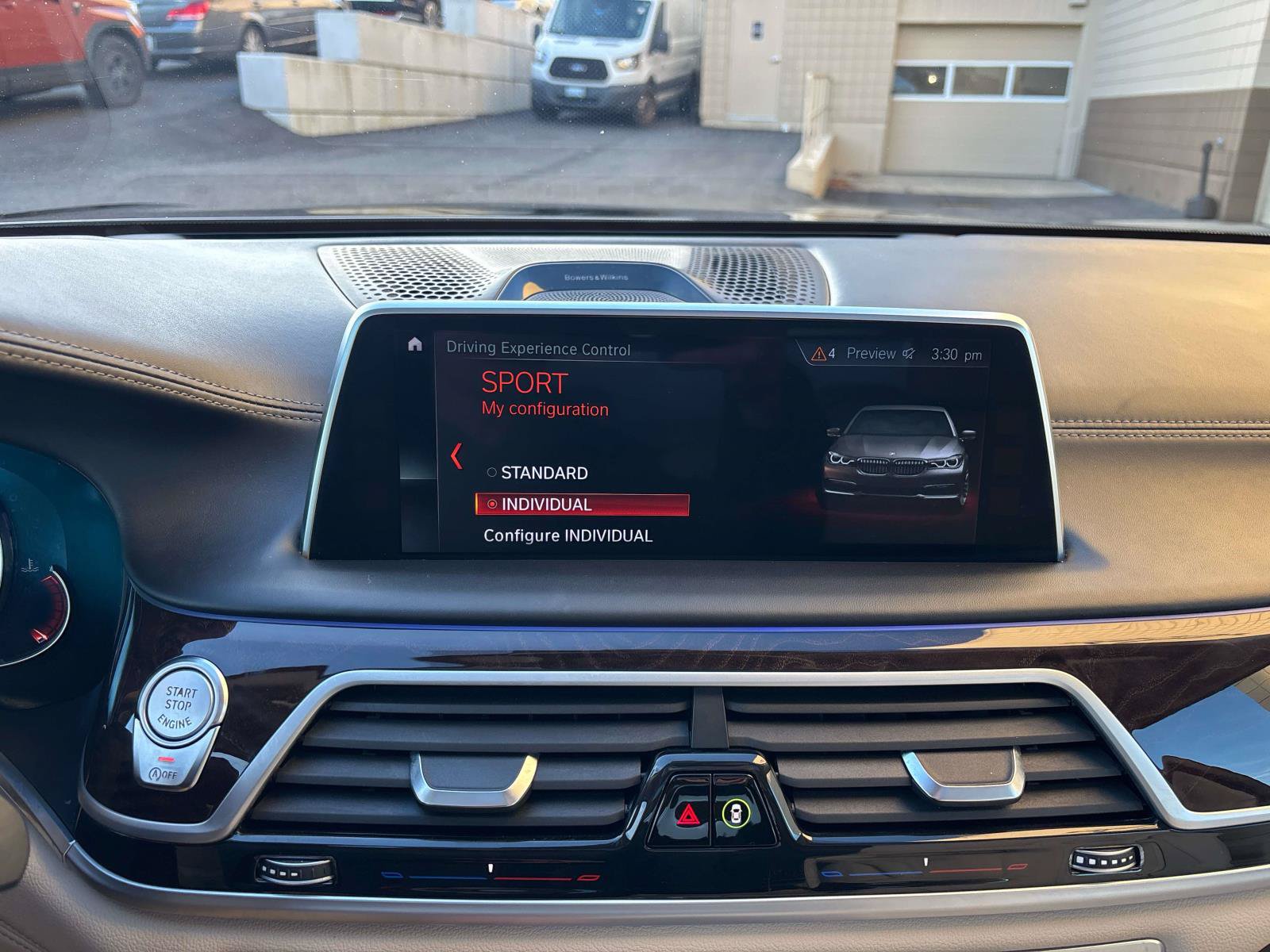 Used 2018 BMW 750i xDrive AWD/4WD image 27