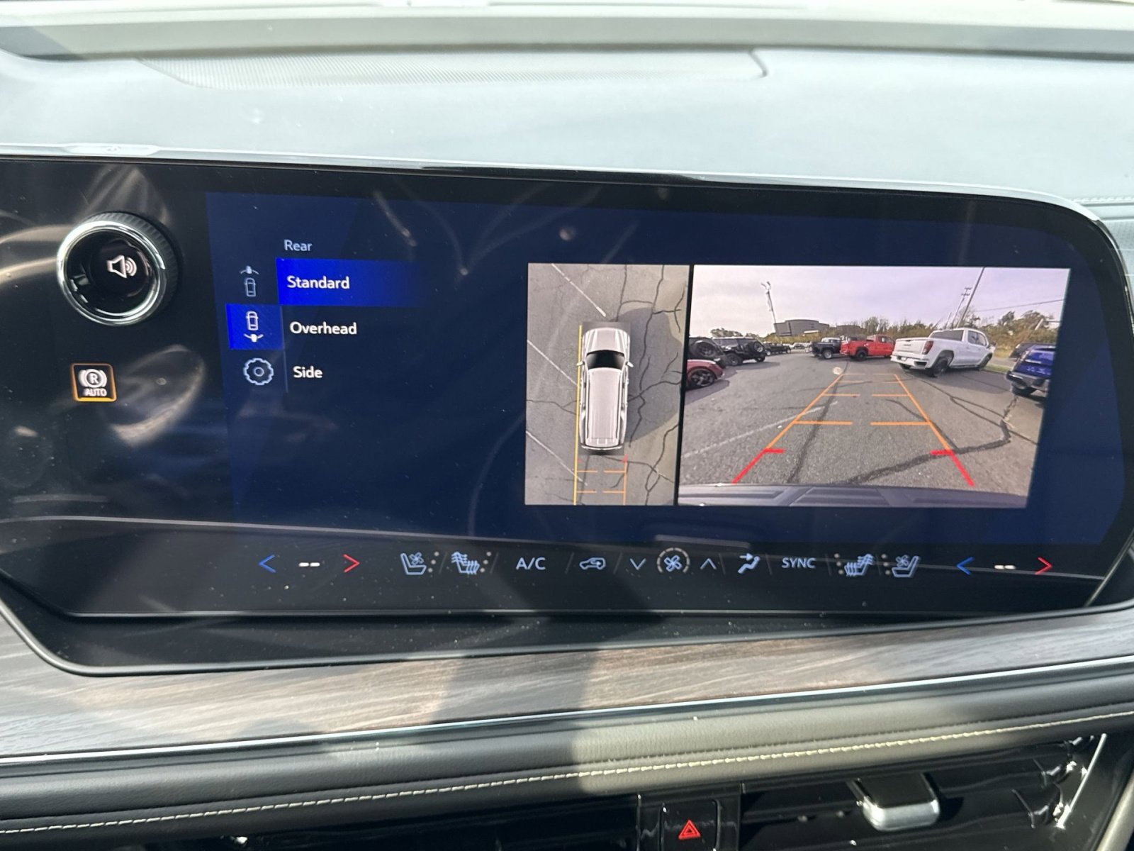 New 2026 Chevrolet Suburban Premier image 19