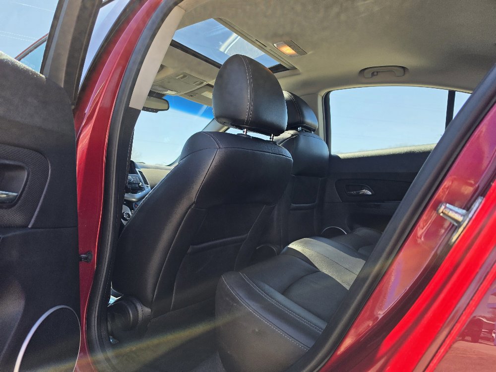 Used 2012 Chevrolet Cruze LTZ FWD image 5