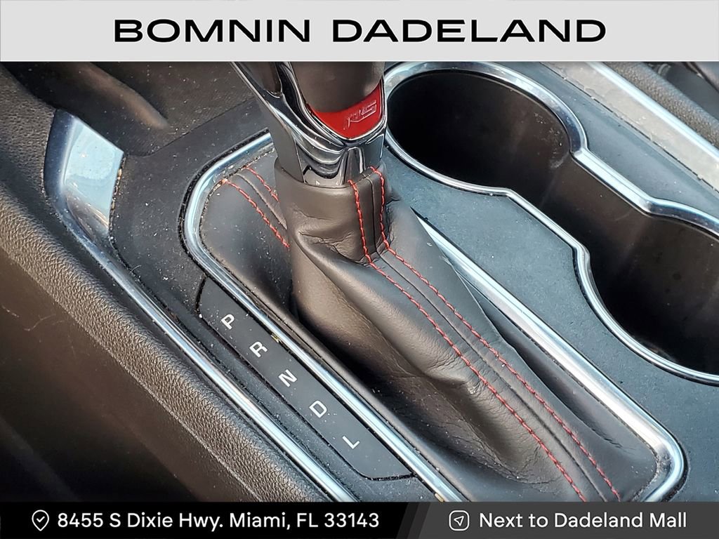 Used 2022 Chevrolet Traverse RS image 28