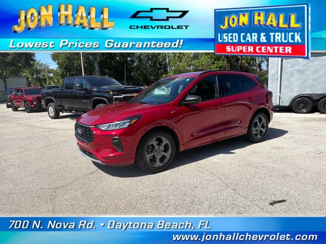 Used 2023 Ford Escape ST-Line w/ Tech Pack #1 FWD image 2