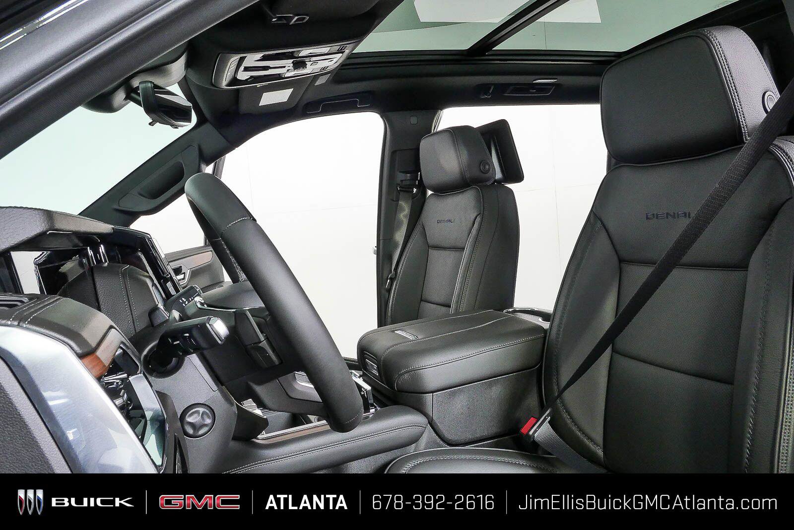 New 2026 GMC Yukon XL Denali w/ Denali Reserve Package AWD/4WD image 5