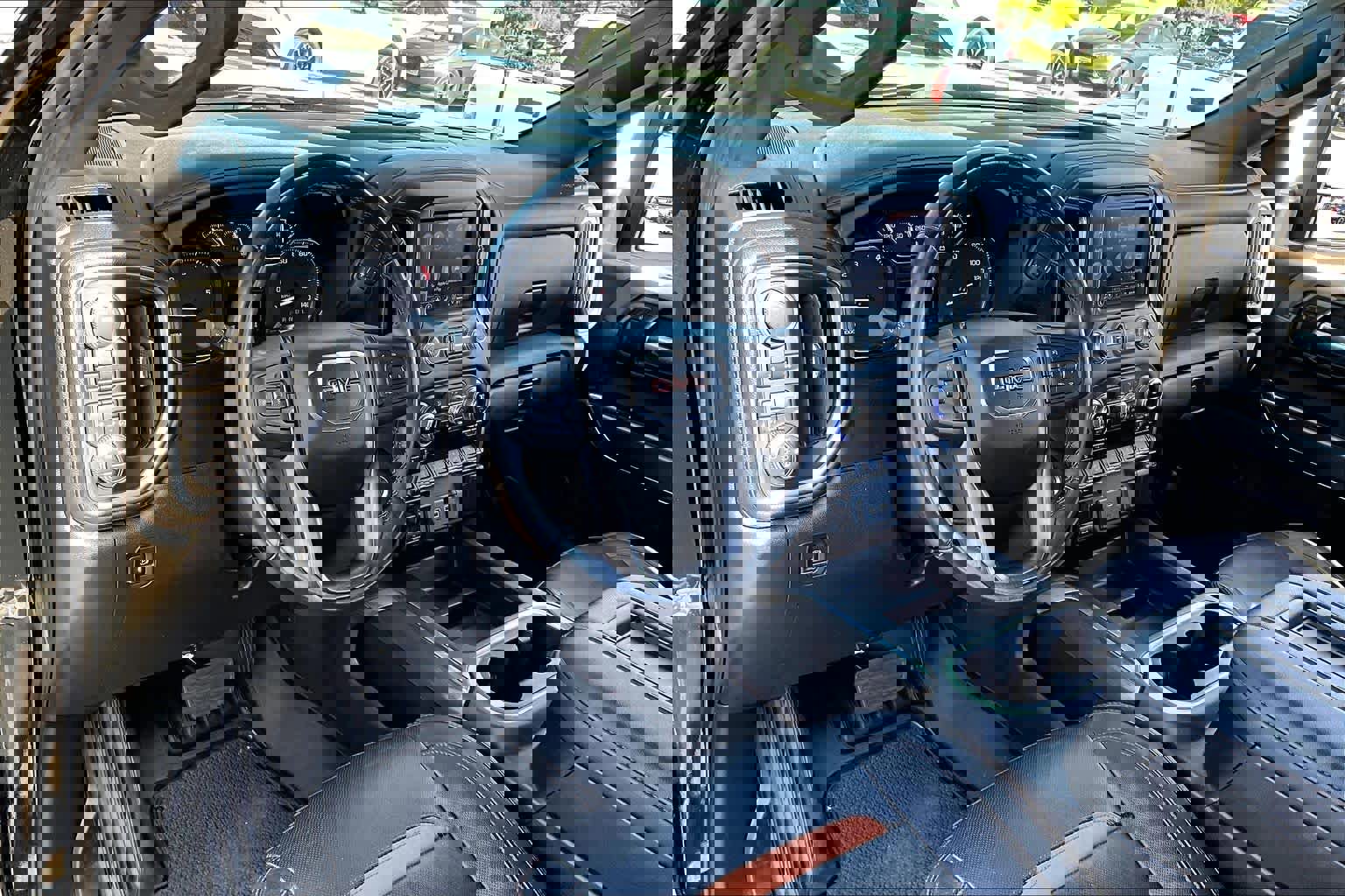 Used 2022 GMC Sierra 2500 AT4 image 17