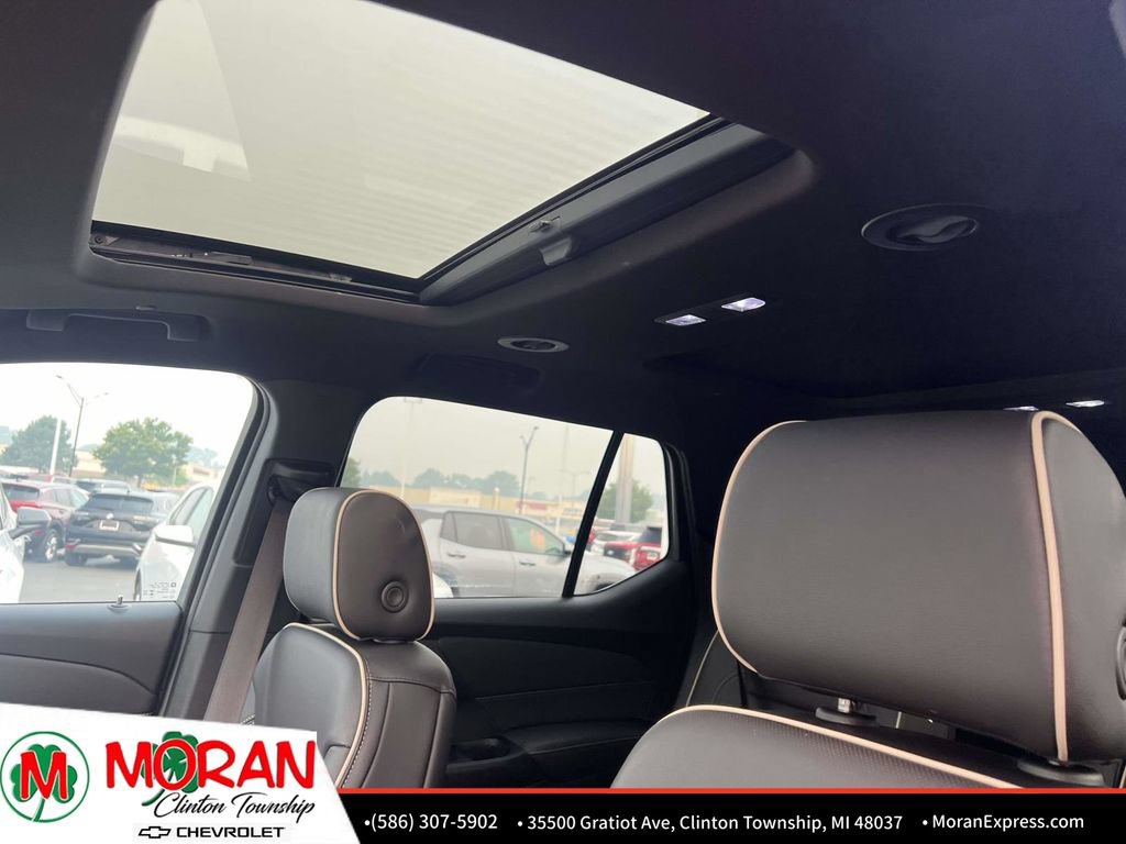 Certified 2023 Chevrolet Traverse Premier w/ LPO, Floor Liner Package AWD/4WD image 20