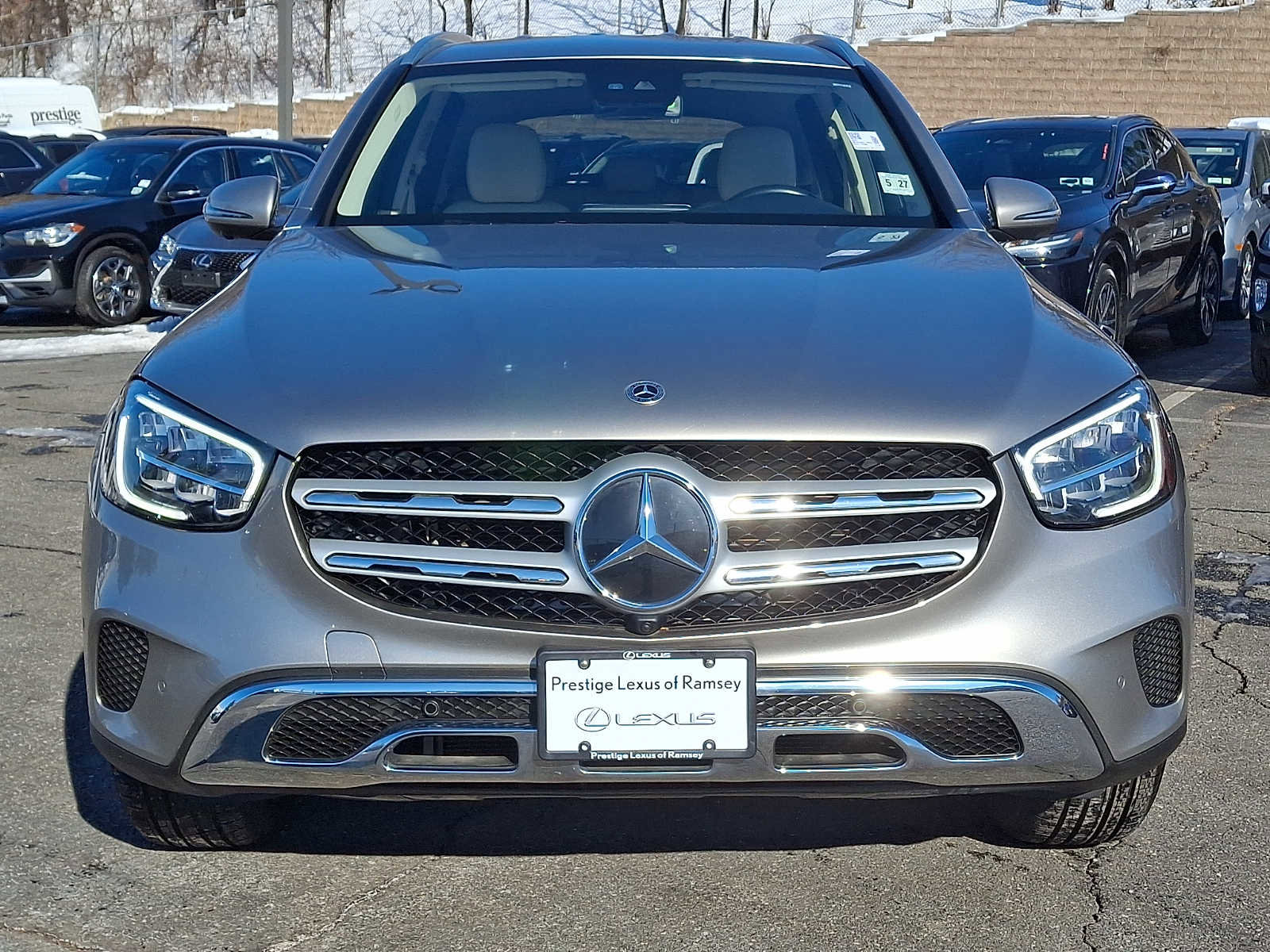 Used 2022 Mercedes-Benz GLC 300 4MATIC image 2