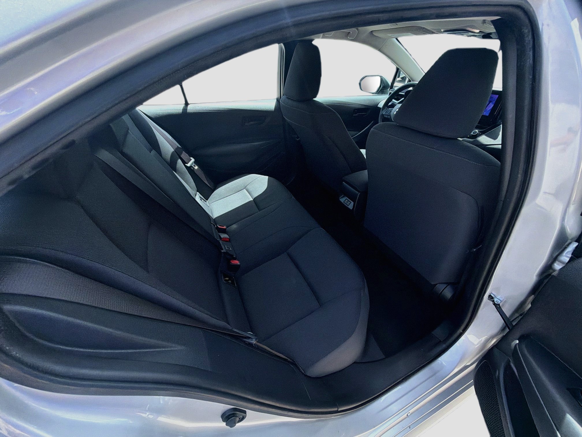 Used 2023 Toyota Corolla LE FWD image 27