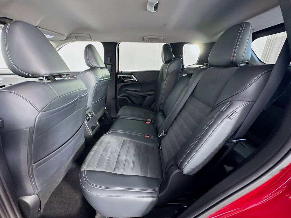 Used 2024 Mitsubishi Outlander SE FWD image 22