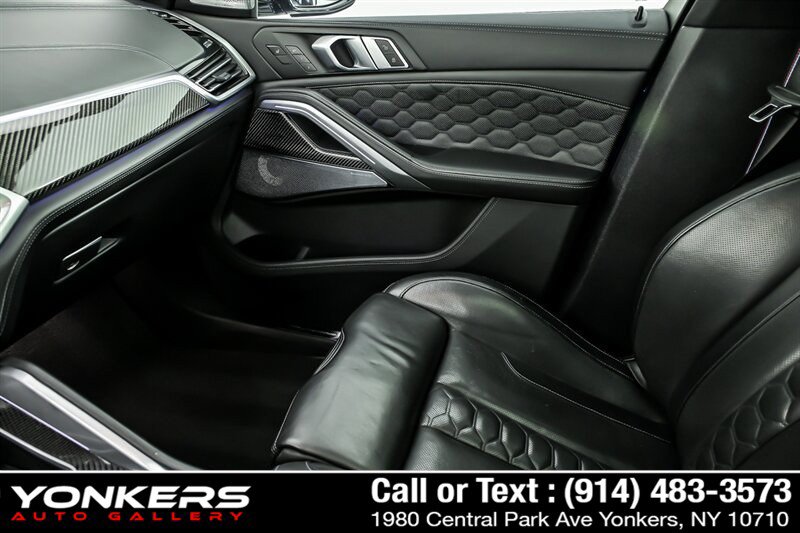 Used 2020 BMW X6 M Competition w/ Executive Package AWD/4WD image 22