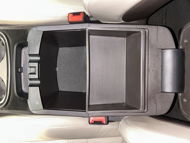Used 2013 Hyundai Santa Fe GLS FWD image 92