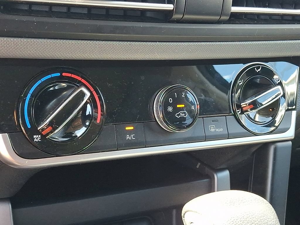 Certified 2022 Kia Seltos LX AWD/4WD image 18