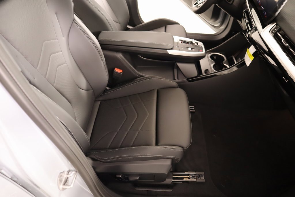 New 2026 BMW X2 xDrive28i w/ Technology Package image 15