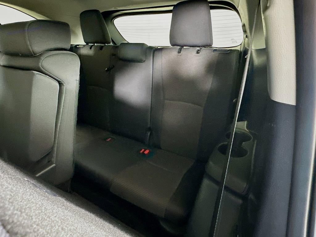 Certified 2025 Toyota Highlander LE FWD image 26