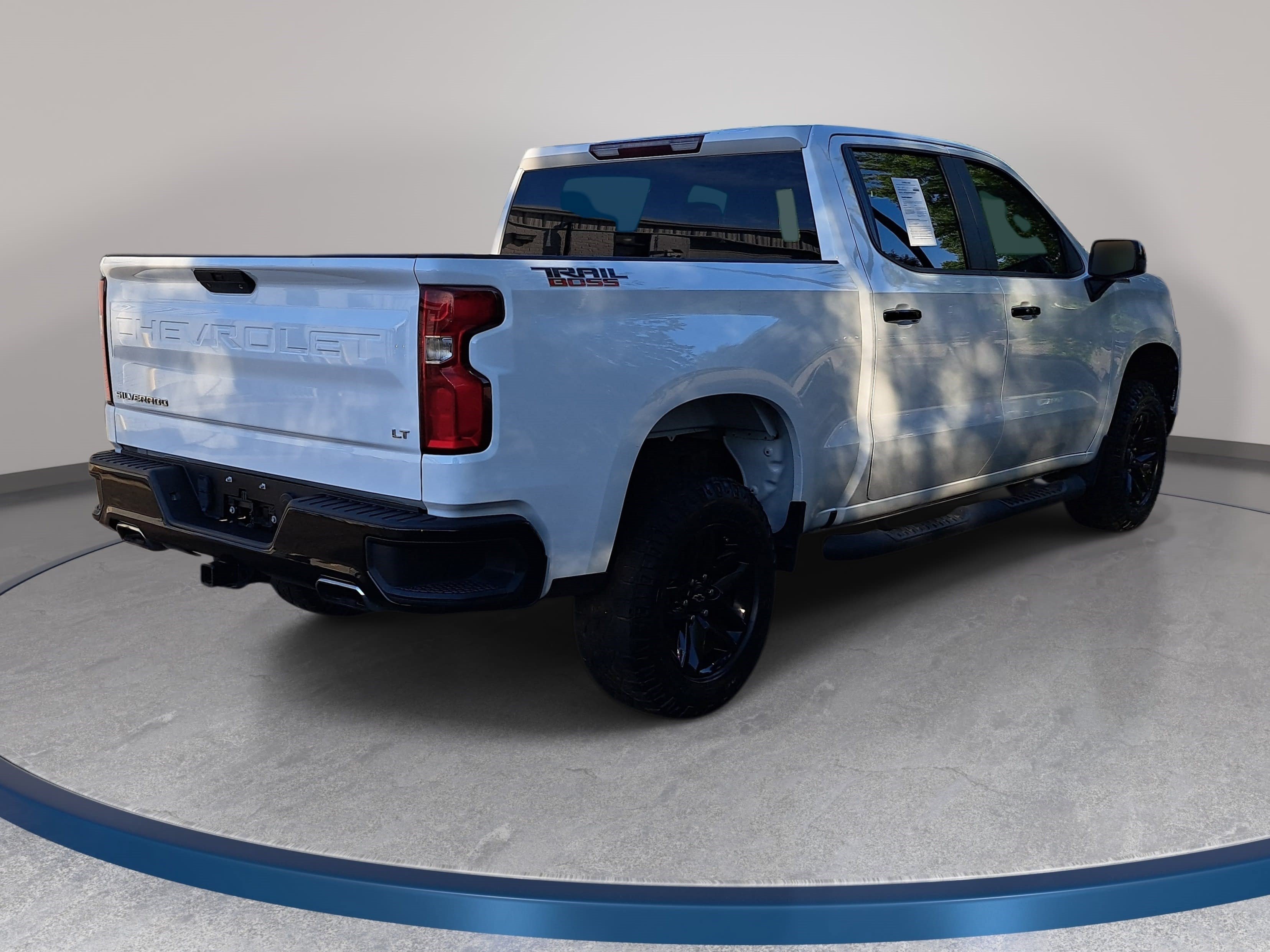 Used 2021 Chevrolet Silverado 1500 LT Trail Boss AWD/4WD image 5