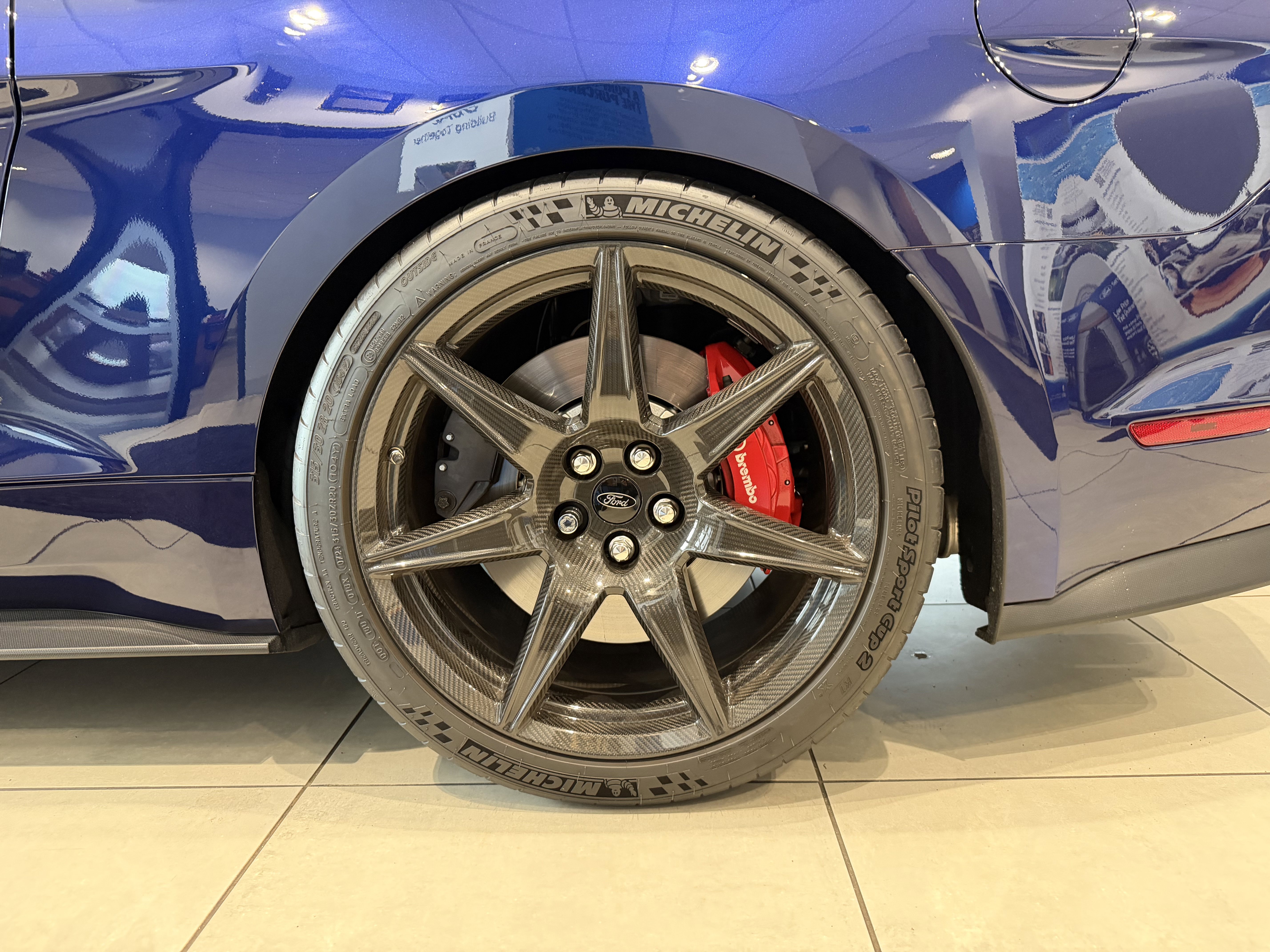 Used 2020 Ford Mustang Shelby GT500 w/ Carbon Fiber Track Pack image 28