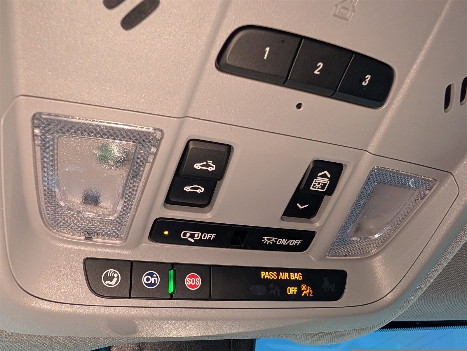 Used 2024 GMC Terrain SLT w/ Infotainment Package II image 36