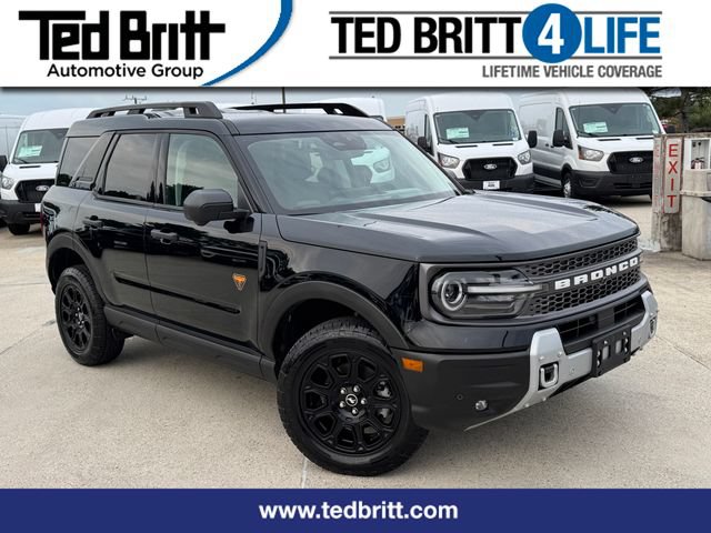 Used 2025 Ford Bronco Sport Badlands AWD/4WD image 1