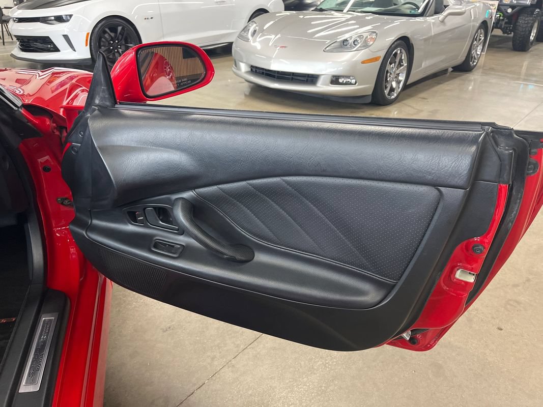 Used 2000 Honda S2000 image 56