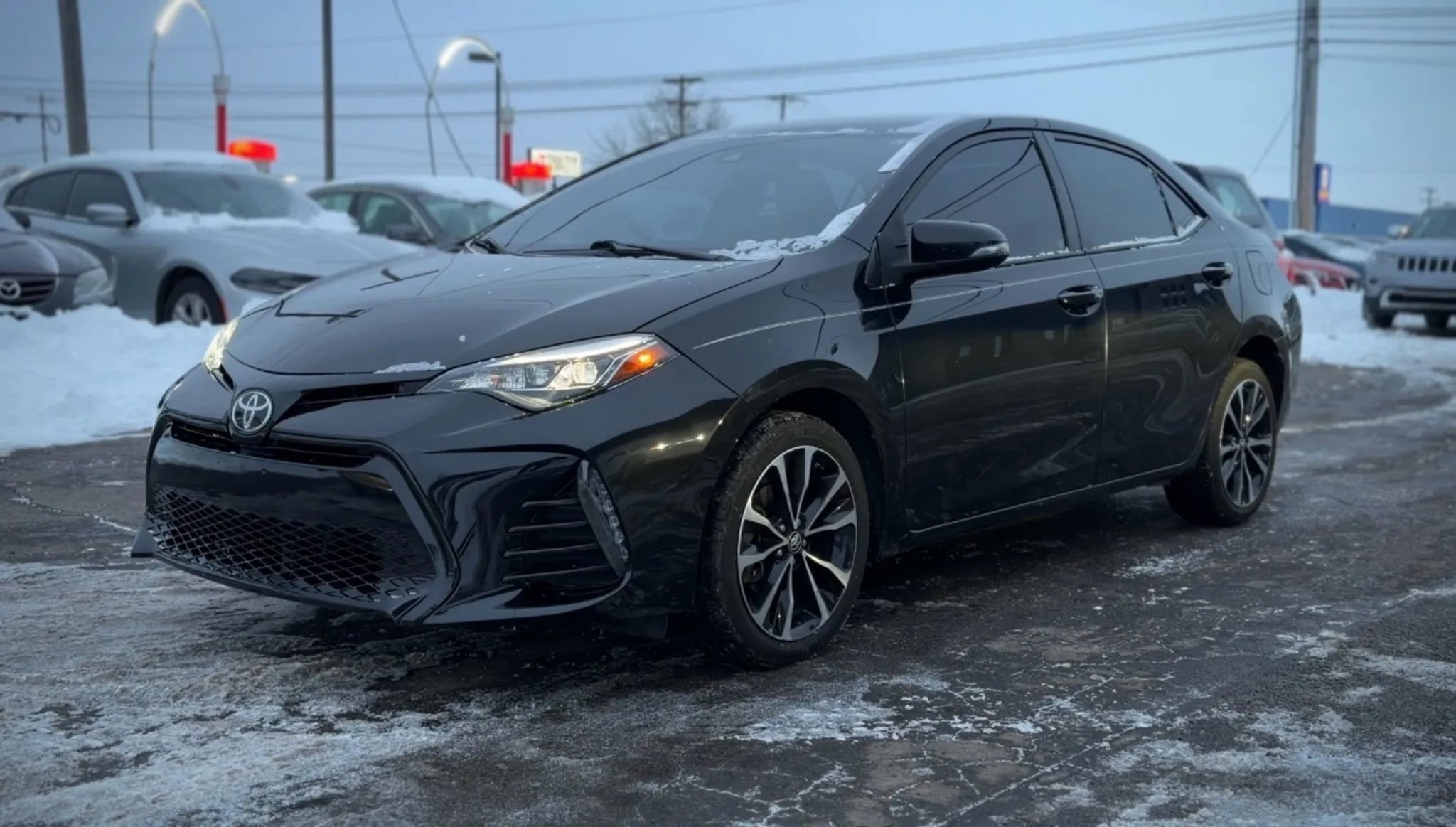 Used 2017 Toyota Corolla SE image 5