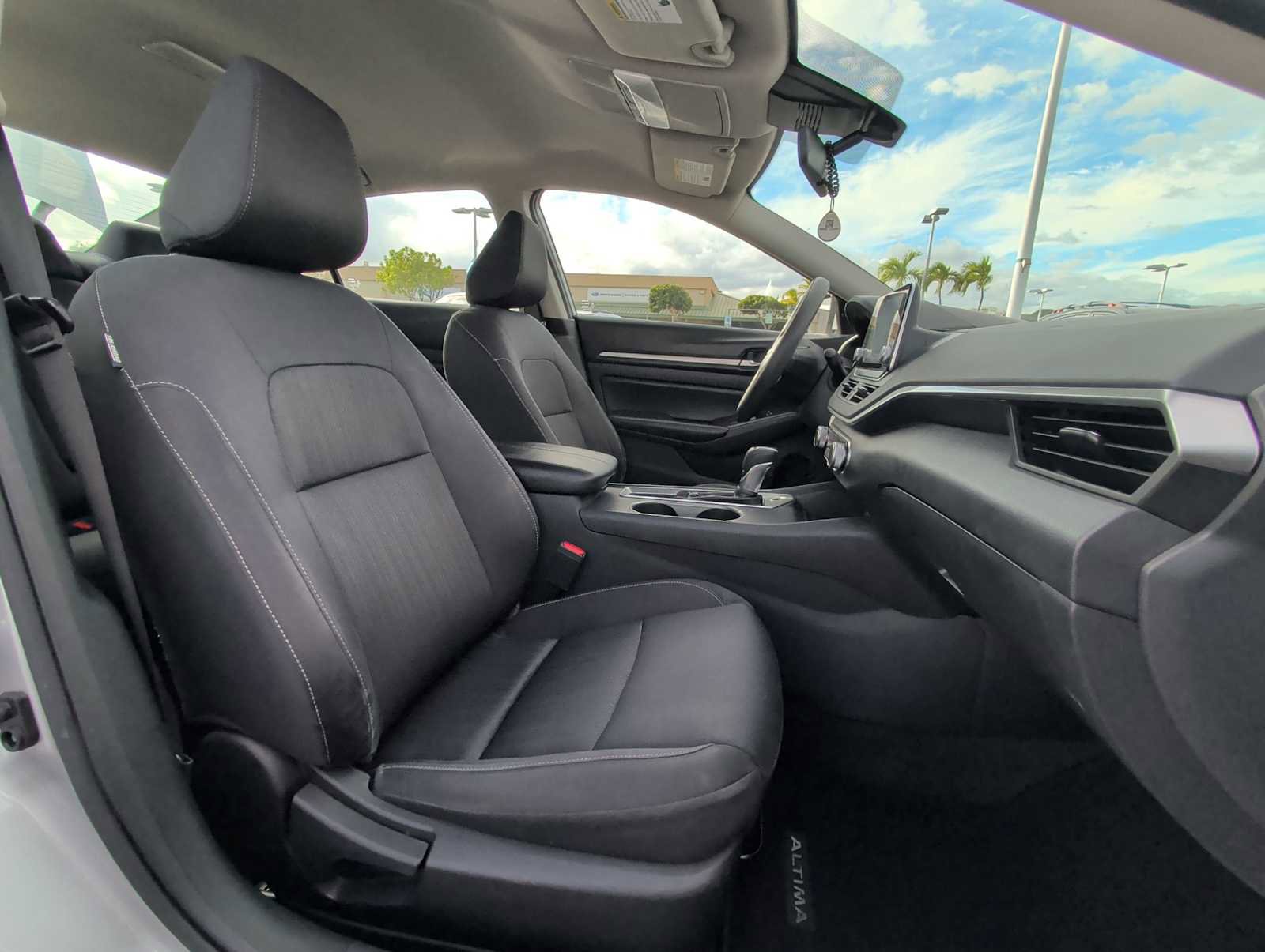 Used 2022 Nissan Altima 2.5 SV image 25