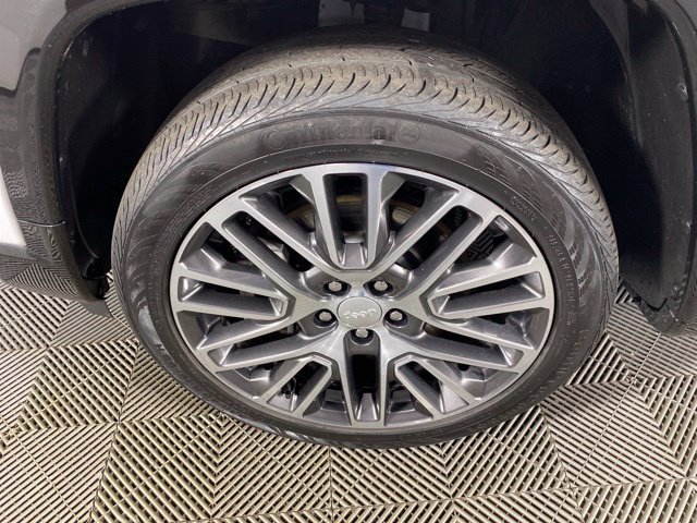 Used 2023 Jeep Compass Limited w/ Elite Group AWD/4WD image 15