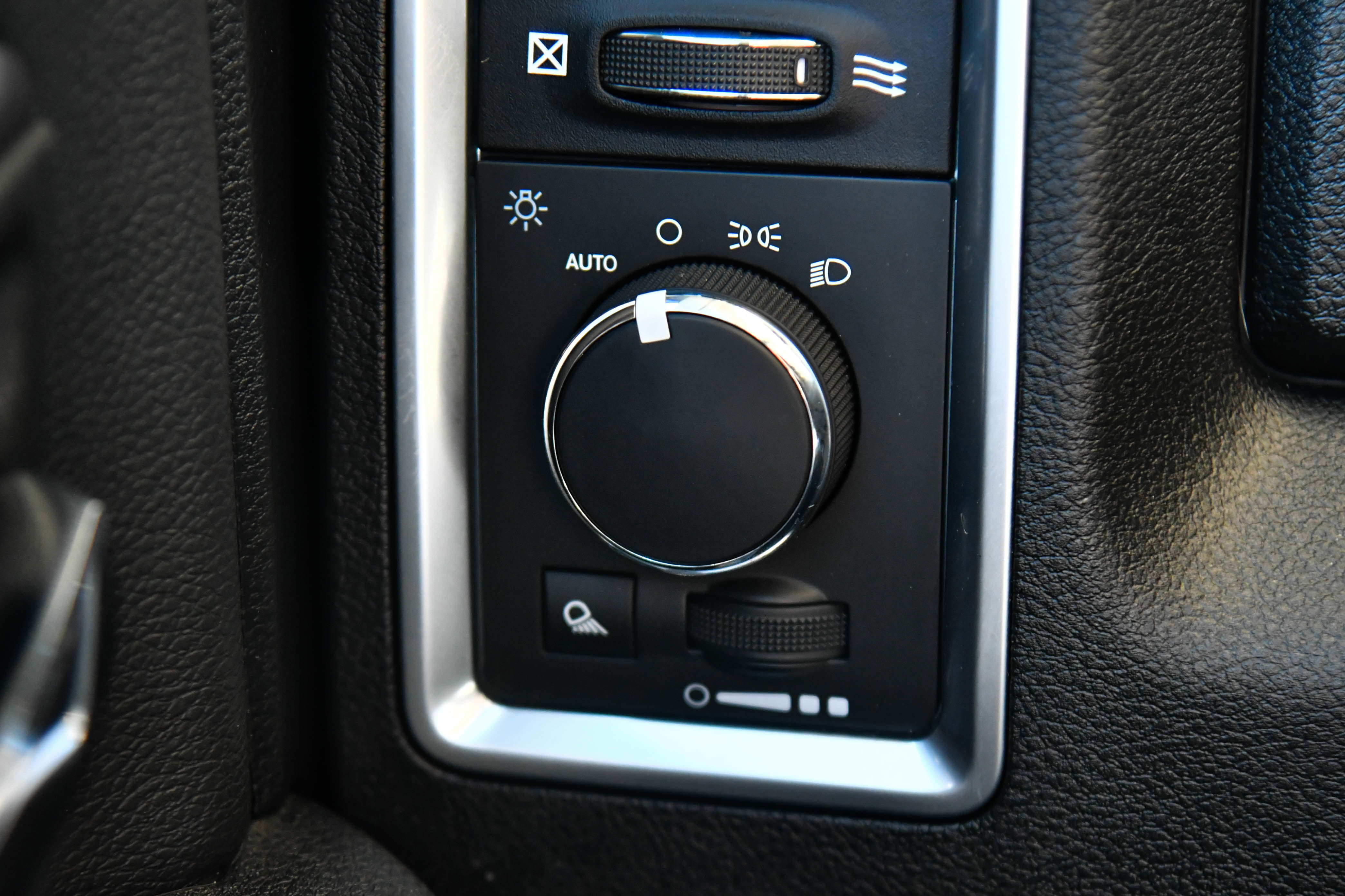 Used 2021 RAM 1500 Classic Warlock w/ Warlock All Terrain Package RWD image 30