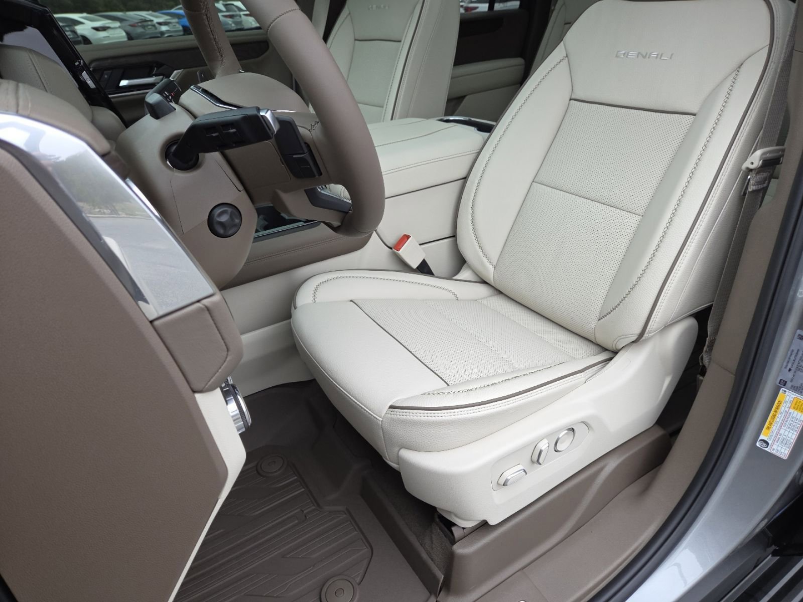 New 2026 GMC Yukon XL Denali image 34