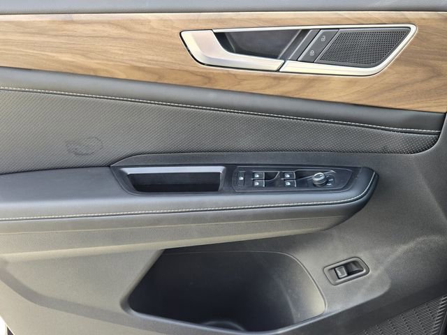 Used 2024 Volkswagen Atlas SE image 29