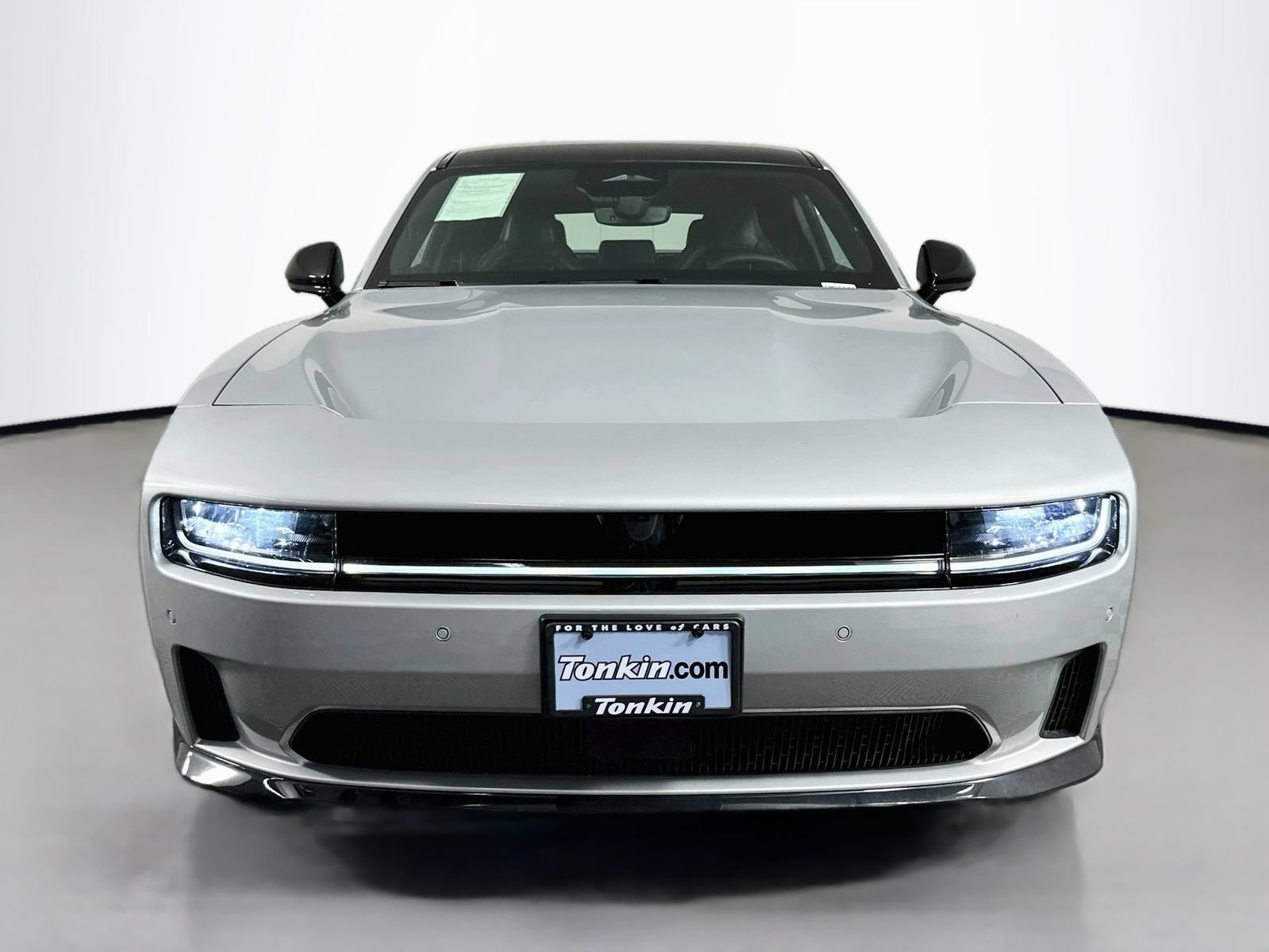 Used 2024 Dodge Charger Daytona Scat Pack w/ Plus Group AWD/4WD image 2