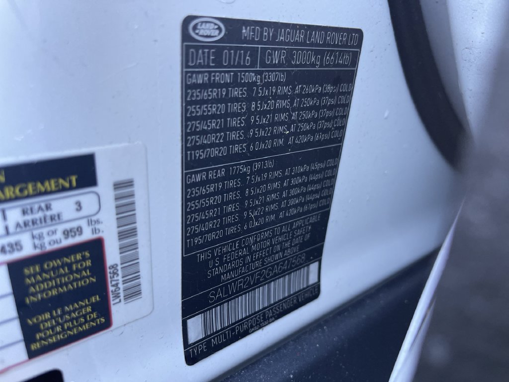 Used 2016 Land Rover Range Rover Sport HSE AWD/4WD image 35