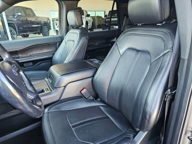Used 2019 Ford Expedition Limited w/ Equipment Group 302A image 16