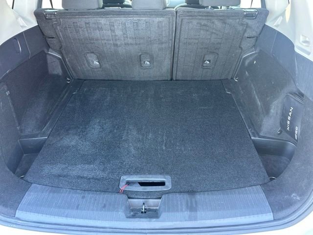 Used 2024 Nissan Rogue S AWD/4WD image 24