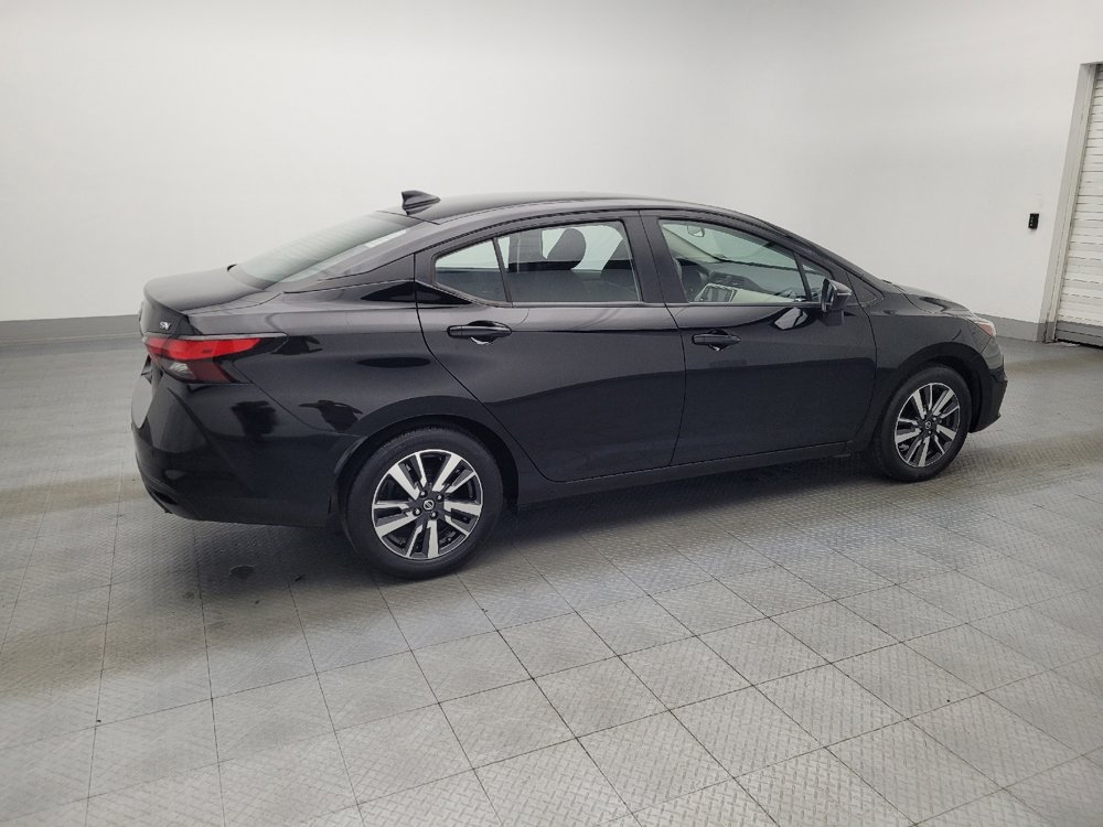 Used 2021 Nissan Versa SV image 10