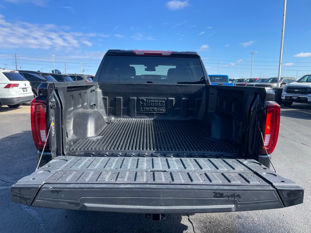 Used 2025 GMC Sierra 1500 SLT AWD/4WD image 32