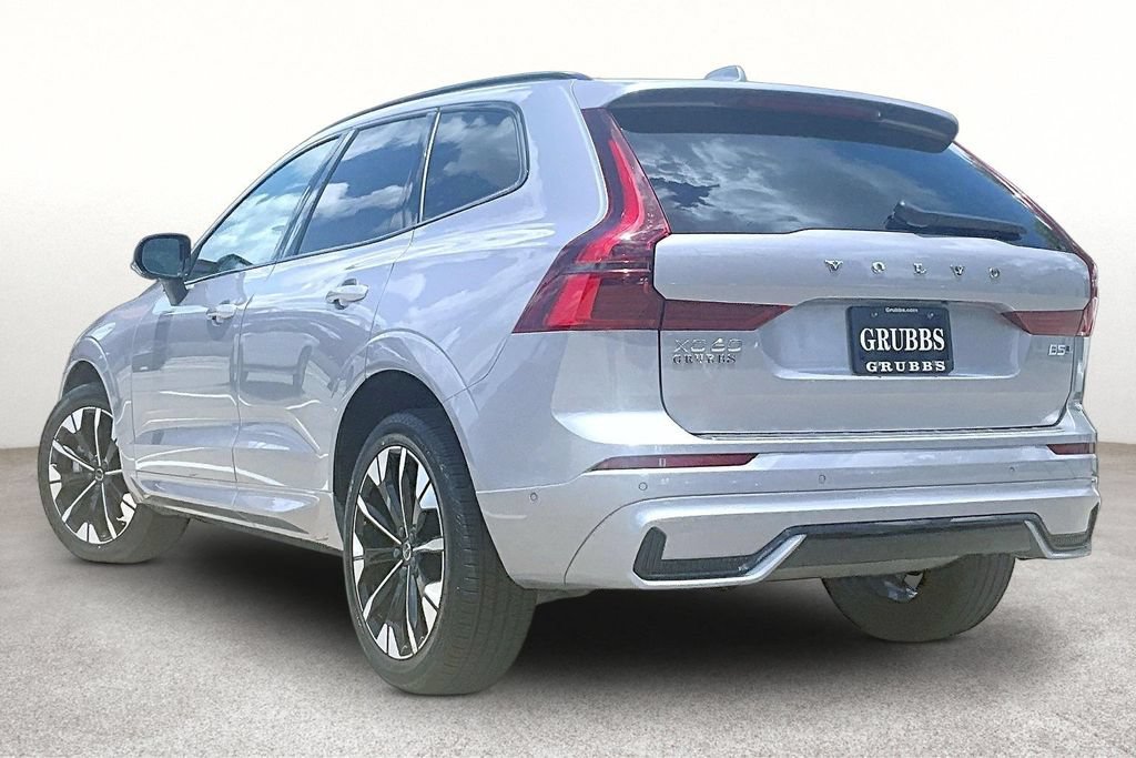 Used 2026 Volvo XC60 B5 Plus AWD/4WD image 16