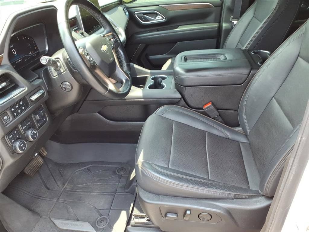 Used 2023 Chevrolet Tahoe High Country AWD/4WD image 10