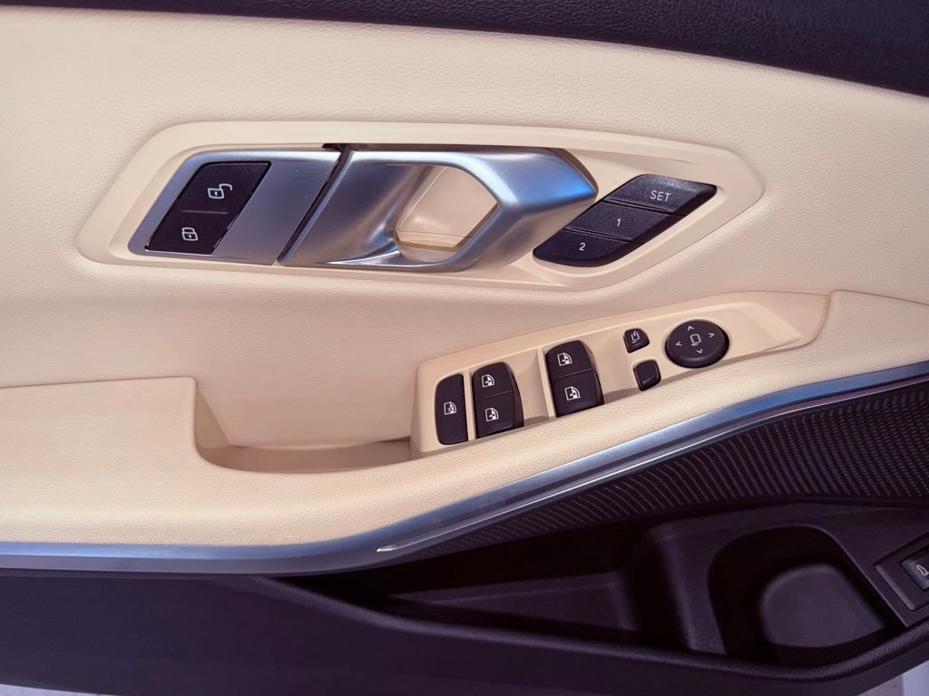 Used 2022 BMW 330i Sedan image 19