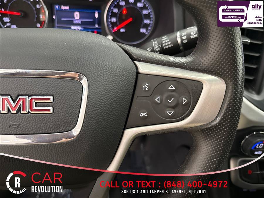 Used 2023 GMC Acadia SLE w/ Driver Convenience Package FWD image 29