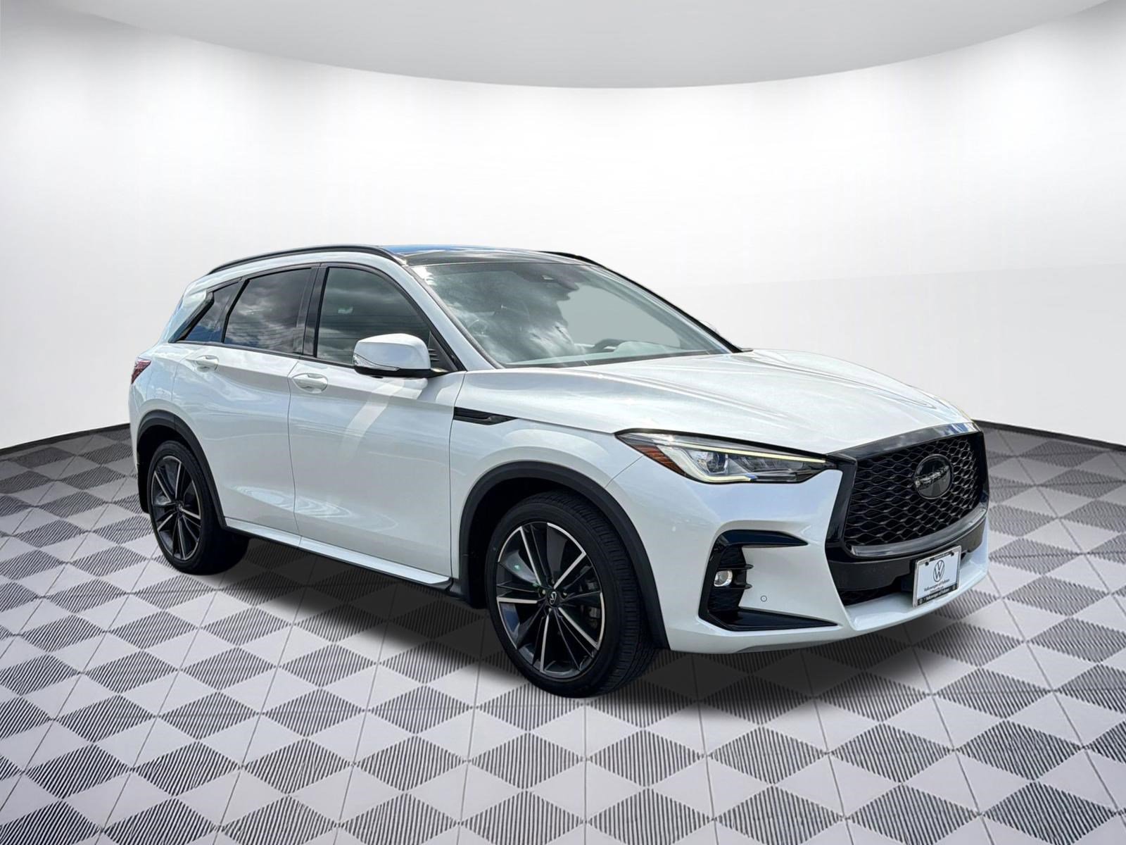 Used 2024 INFINITI QX50 Sport AWD/4WD image 7