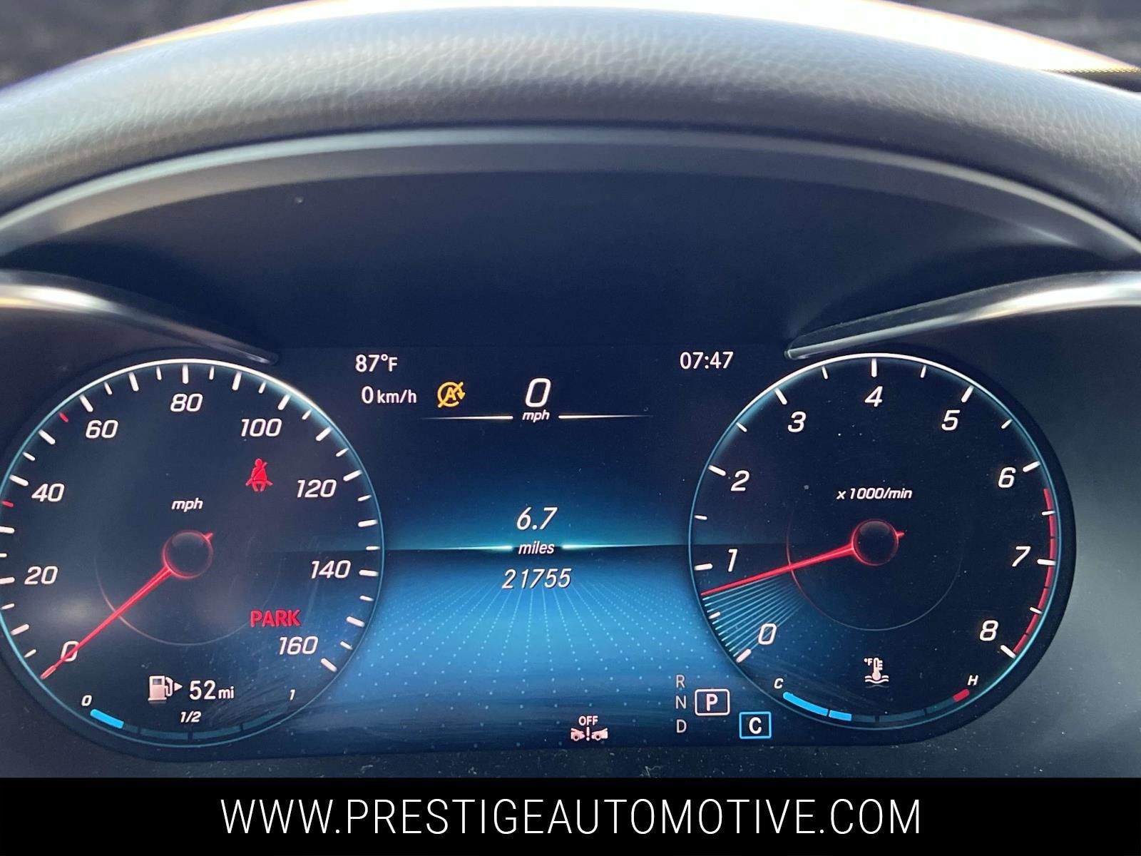 Used 2022 Mercedes-Benz GLC 300 GLC 300 w/ Premium Package Lite image 23