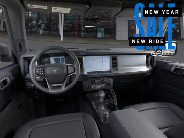 New 2025 Ford Bronco Badlands image 9