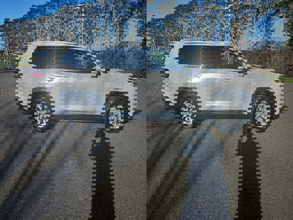 Used 2024 Toyota Grand Highlander XLE image 6