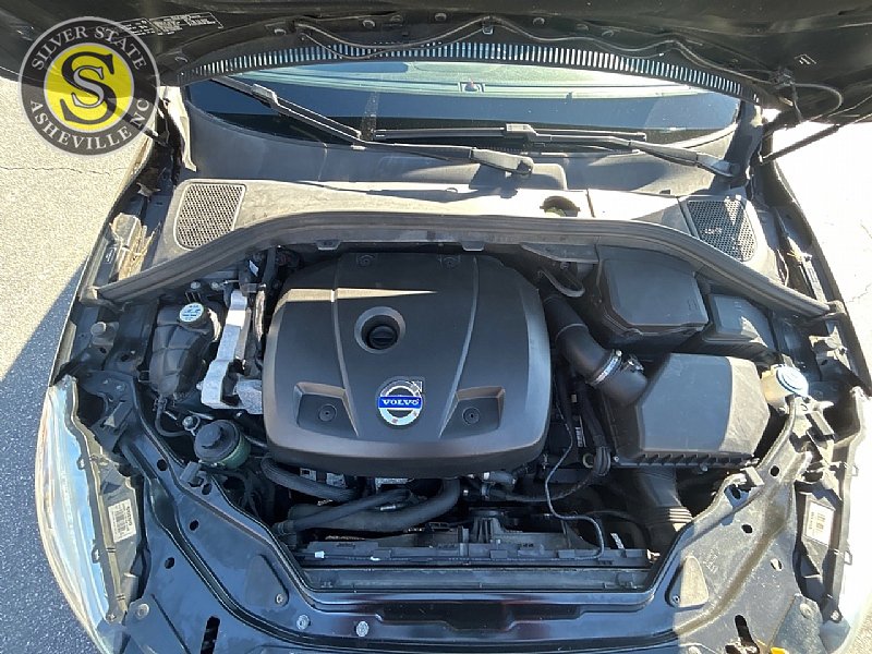 Used 2015 Volvo XC60 T5 Platinum w/ Climate Package FWD image 28