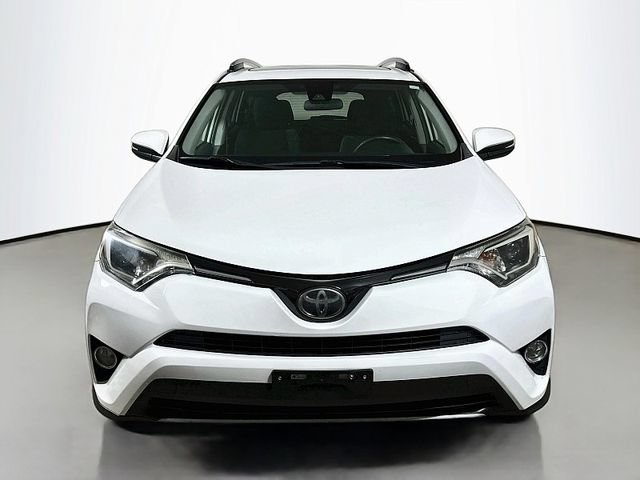Used 2018 Toyota RAV4 XLE w/ Plus Extra Value Package AWD/4WD image 2