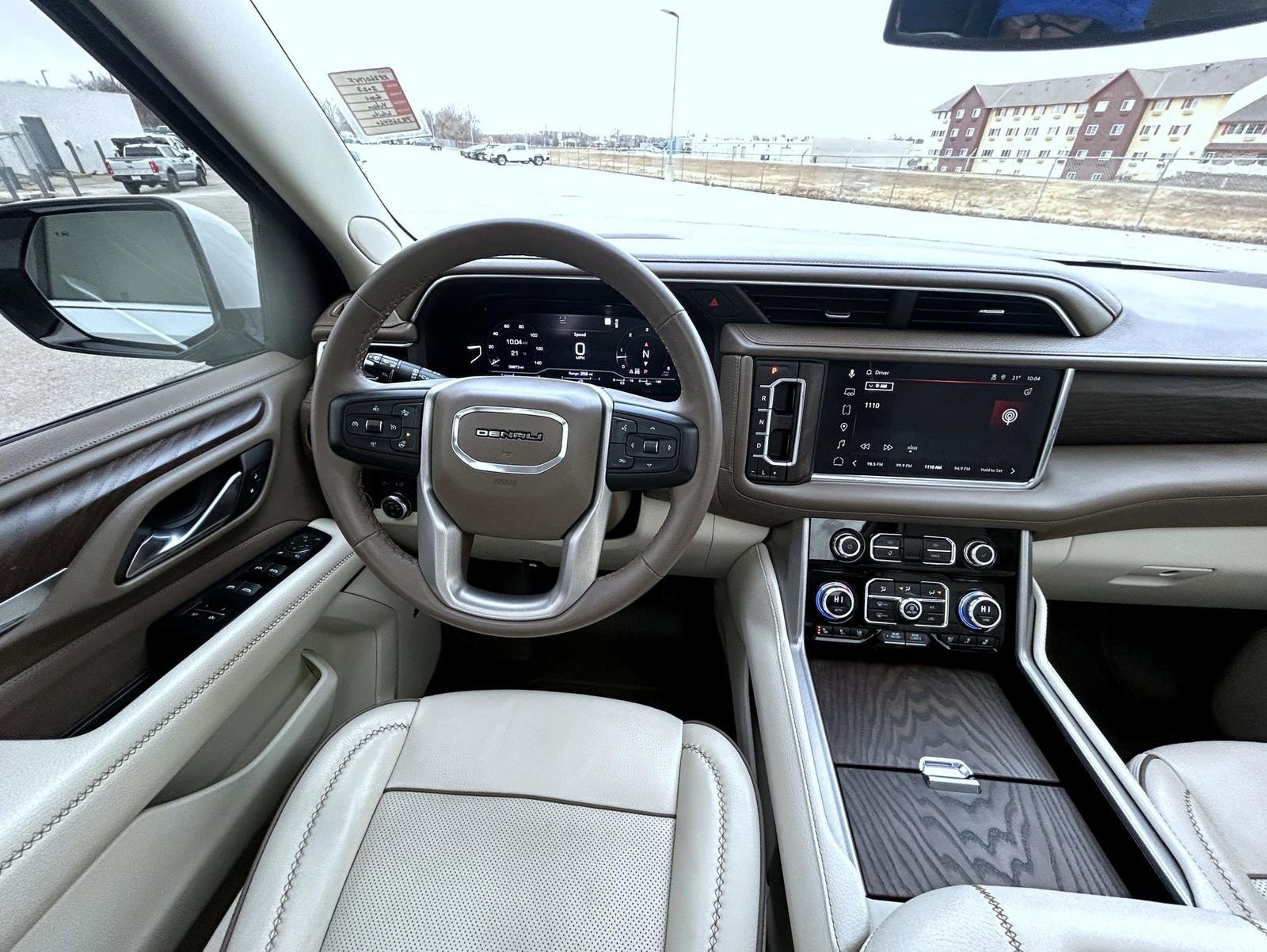 Used 2023 GMC Yukon Denali w/ Max Trailering Package image 13