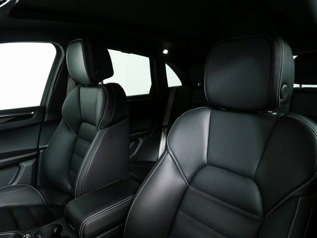 New 2026 Porsche Macan S AWD/4WD image 5