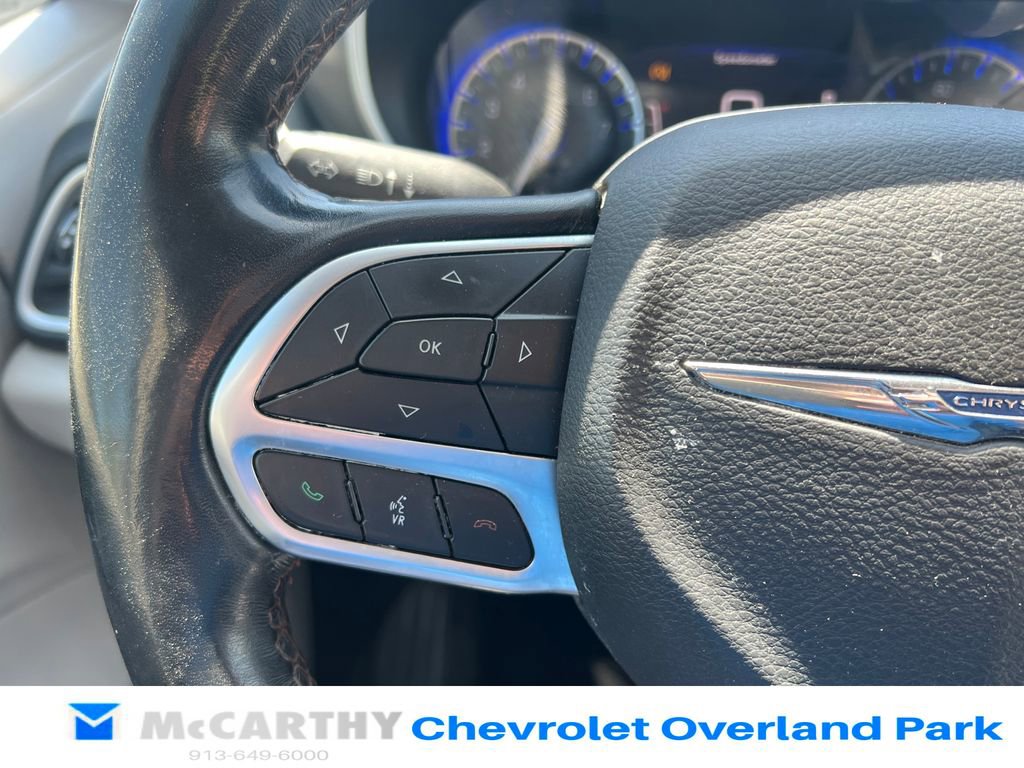 Used 2020 Chrysler Pacifica Touring-L Plus FWD image 12