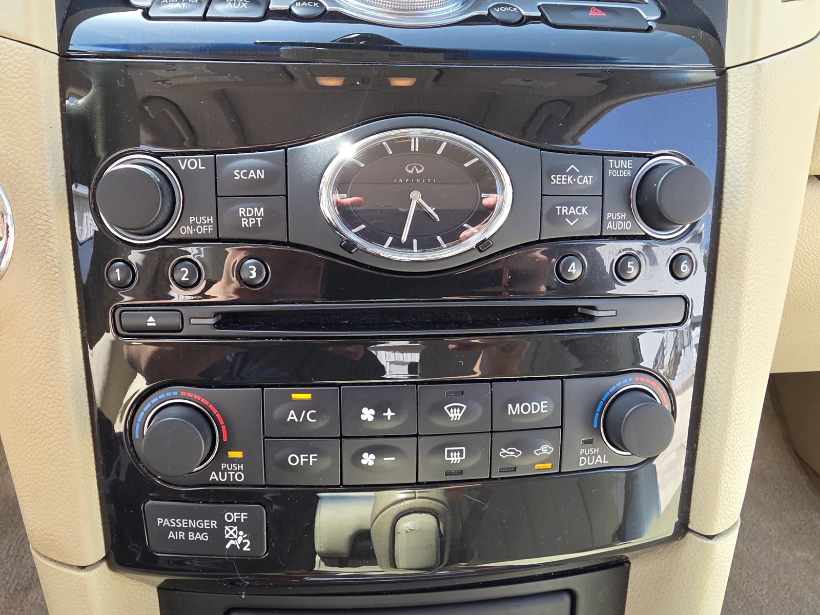 Used 2012 INFINITI FX35 2WD w/ Premium Pkg image 30