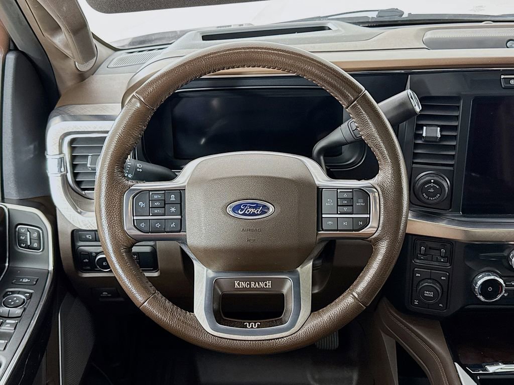 Used 2023 Ford F350 King Ranch image 14