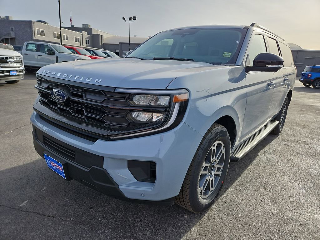 New 2026 Ford Expedition Max Active image 4